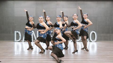 武汉成人腰鼓舞视频,传统与现代的激情碰撞